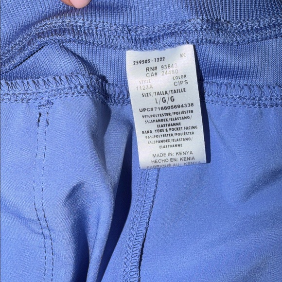 Cherokee Infinity Scrub Set Large - Picture 5 of 5